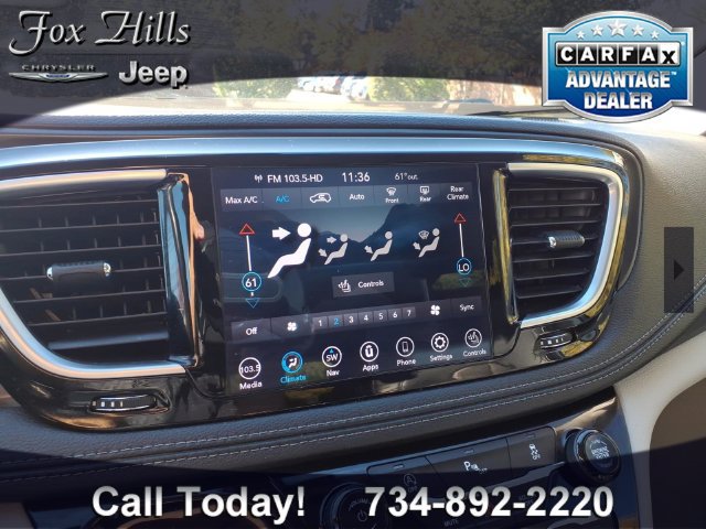 Used 2020 Chrysler Pacifica Limited w/ 8-pass Seating Package FWD image 21