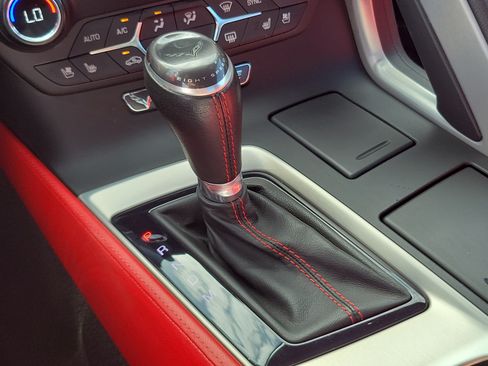Used 2017 Chevrolet Corvette Stingray Convertible RWD image 23