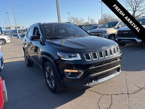 Used 2018 Jeep Compass Limited image 1