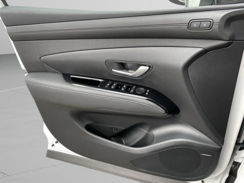 New 2026 Hyundai Tucson Limited image 15