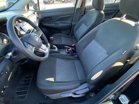 Used 2021 Nissan Versa S image 10