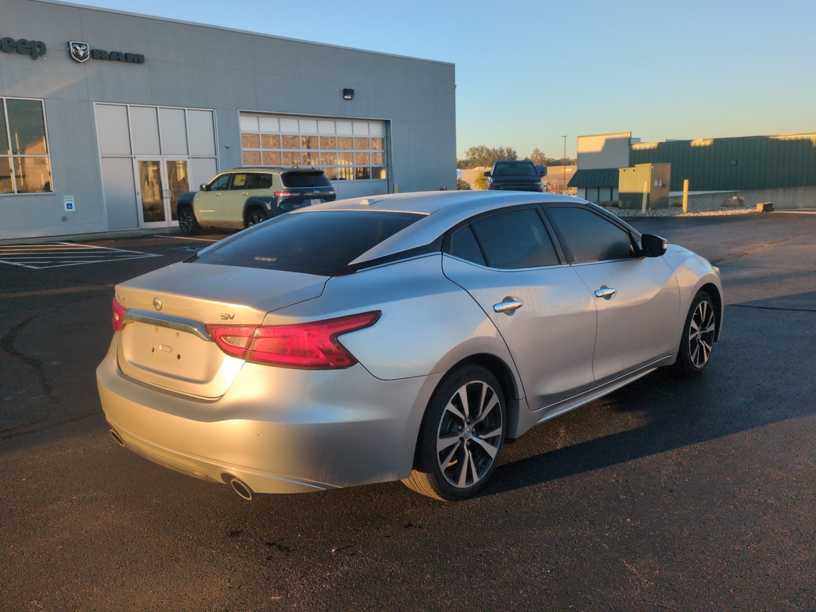 Used 2018 Nissan Maxima 3.5 SV FWD image 5
