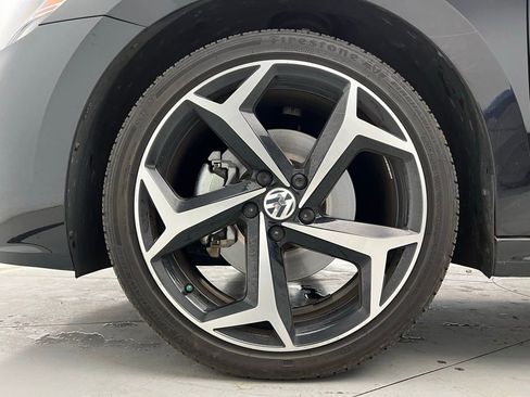 Used 2021 Volkswagen Passat 2.0T R-Line image 21