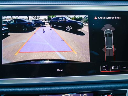 Used 2025 Audi Q3 2.0T Premium w/ Convenience Package AWD/4WD image 27