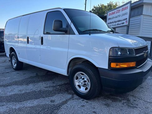 Used 2021 Chevrolet Express 2500 w/ Driver Convenience Package image 1