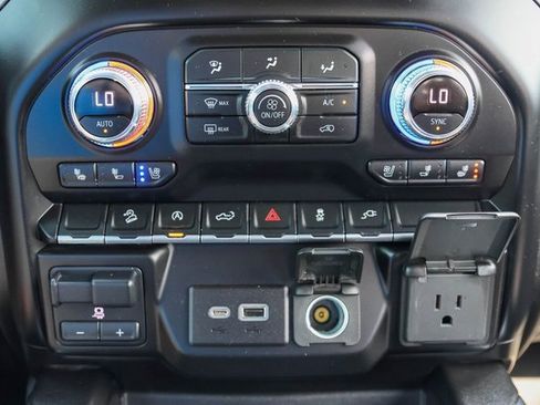 Used 2021 GMC Sierra 1500 AT4 image 26