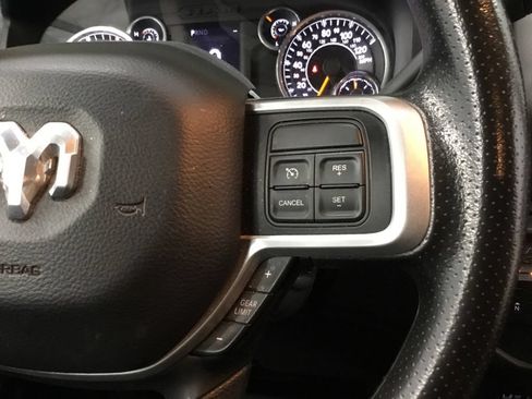 Used 2019 RAM 2500 Big Horn AWD/4WD image 34