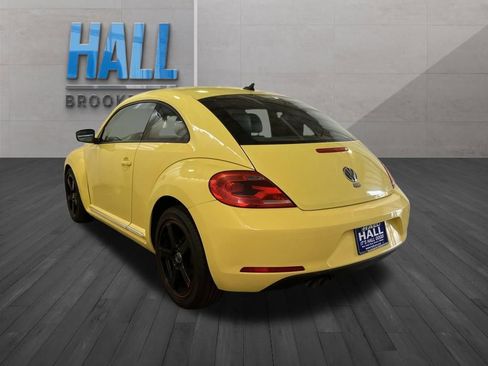 Used 2012 Volkswagen Beetle 2.5 FWD image 3