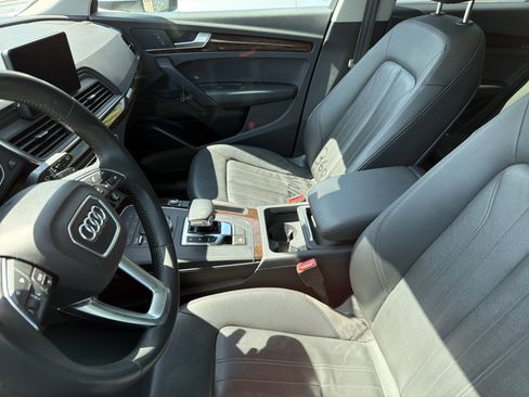 Used 2019 Audi Q5 2.0T Premium w/ Convenience Package AWD/4WD image 5