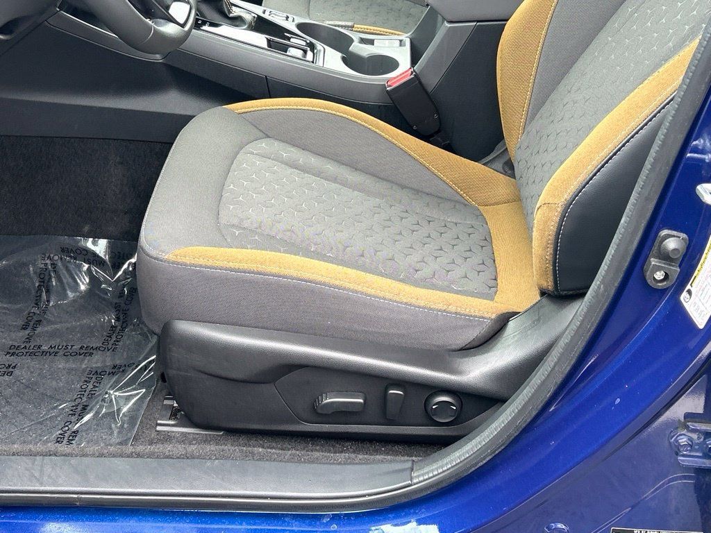 Used 2024 Subaru Crosstrek 2.5i Sport AWD/4WD image 16