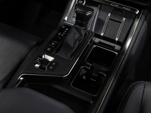 Used 2024 Lexus GX 550 550 Overtrail+ image 28