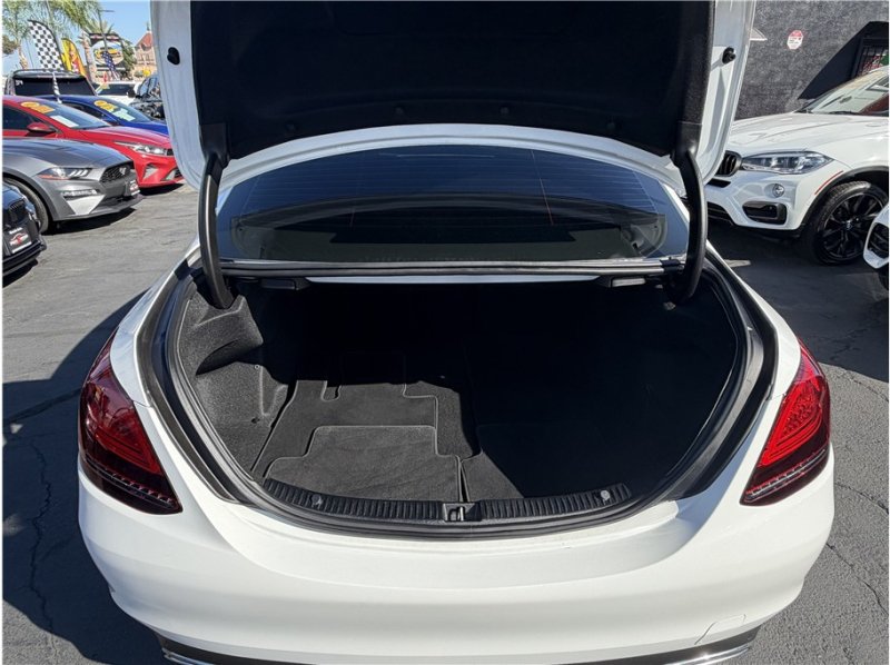 Used 2020 Mercedes-Benz C 300 Sedan w/ Premium Package image 19