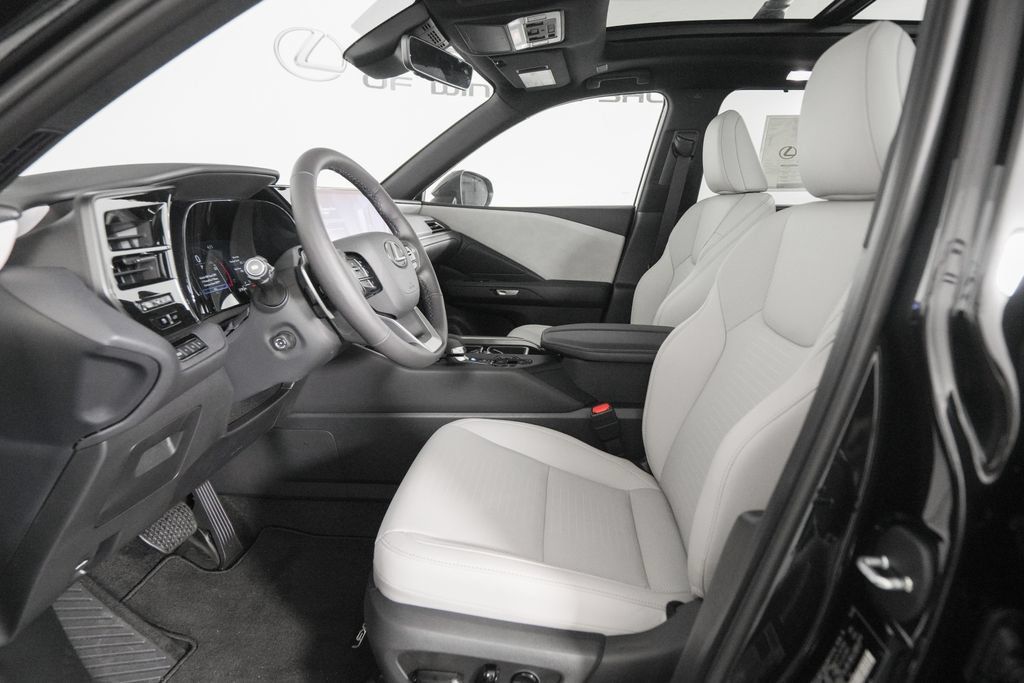 New 2026 Lexus TX 350 AWD image 8