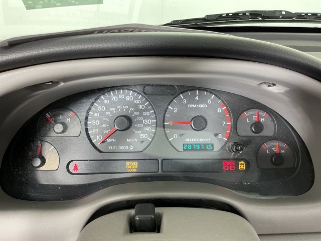 Used 2000 Ford Mustang GT RWD image 16