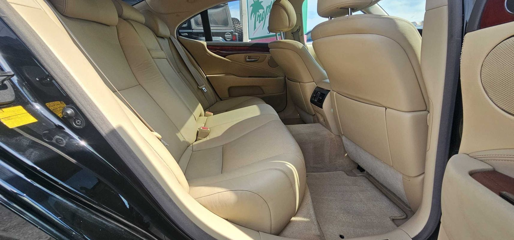 Used 2008 Lexus LS 460 RWD image 25