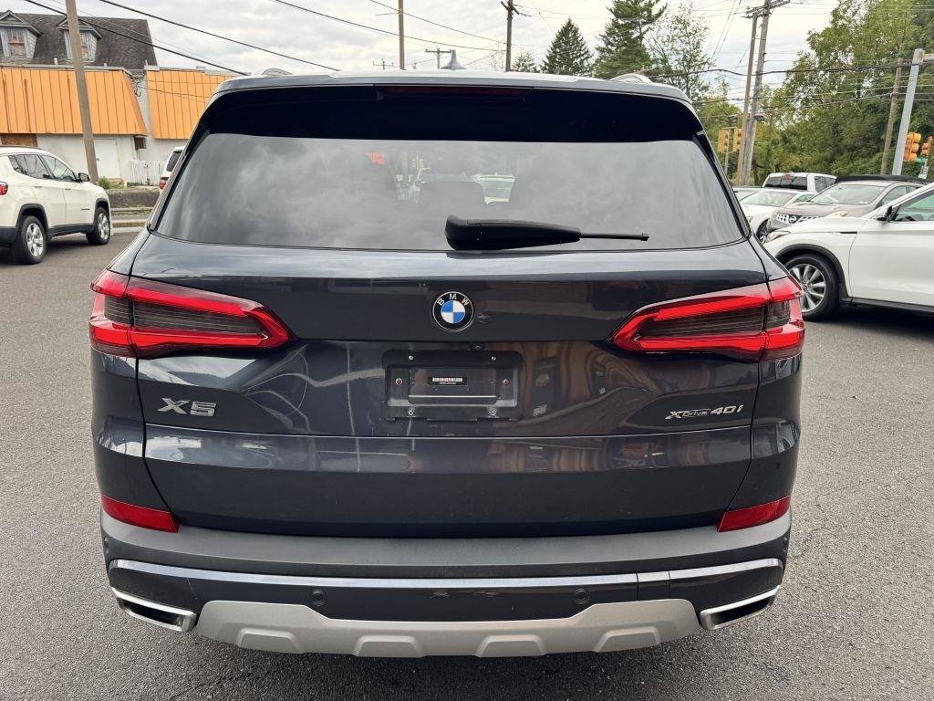 Used 2019 BMW X5 xDrive40i w/ Premium Package AWD/4WD image 4