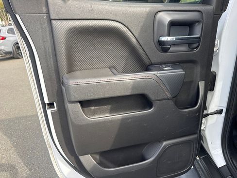 Used 2015 GMC Sierra 1500 SLT w/ All-Terrain Package image 10