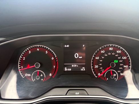 Used 2019 Volkswagen Jetta GLI image 14