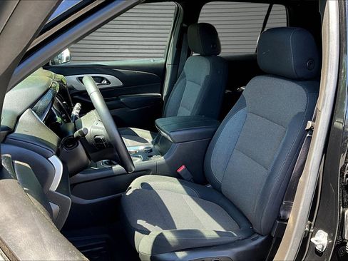 Used 2022 Chevrolet Traverse LT AWD/4WD image 13