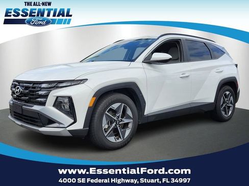 Used 2025 Hyundai Tucson SEL FWD image 1