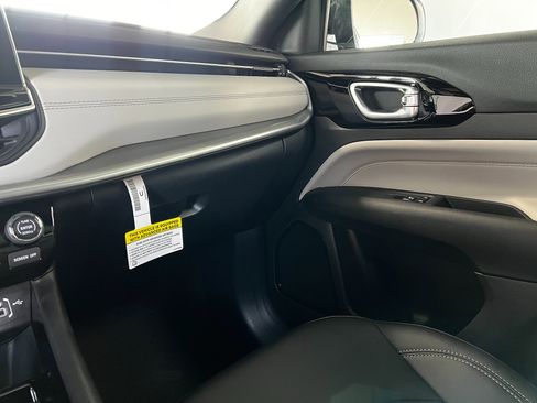 New 2026 Jeep Compass Limited AWD/4WD image 18