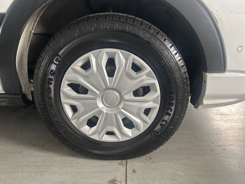 Used 2020 Ford Transit 350 XLT image 4