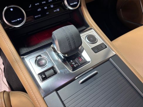 Used 2022 Jaguar F-PACE S AWD/4WD image 15