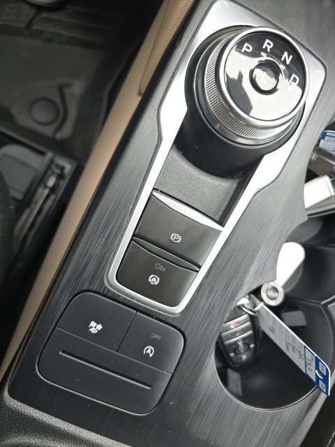 Used 2022 Ford Escape SEL w/ Technology Package AWD/4WD image 20