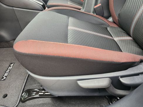 New 2025 Nissan Versa SR image 21
