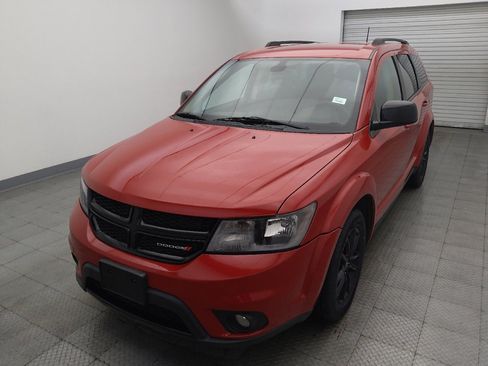 Used 2019 Dodge Journey SE w/ Blacktop Package FWD image 15