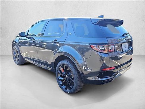 Used 2025 Land Rover Discovery Sport S image 7