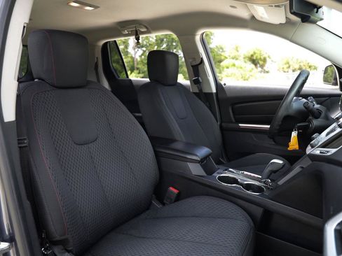 Used 2013 GMC Terrain SLE FWD image 16