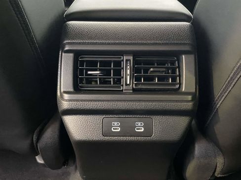 Used 2025 Honda Accord Touring image 11