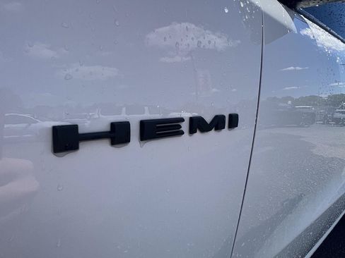 Used 2021 Dodge Durango R/T w/ Blacktop Package AWD/4WD image 9