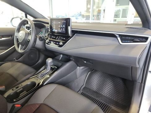 Certified 2024 Toyota Corolla SE image 20