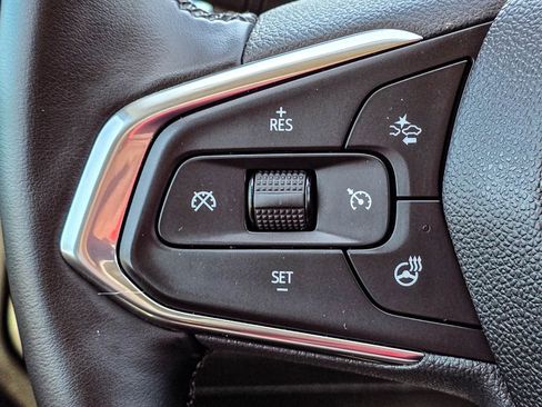 Certified 2025 Chevrolet Trax ACTIV w/ Sunroof Package image 23