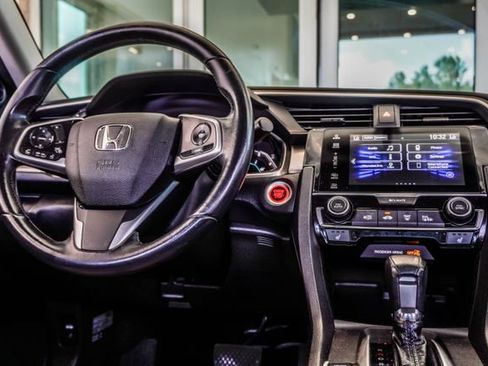 Used 2018 Honda Civic EX-T image 16