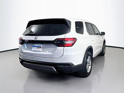 Certified 2025 Honda Pilot EX-L image 22