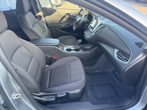 Used 2025 Chevrolet Malibu RS image 28