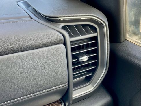 New 2026 GMC Sierra 1500 SLE image 51