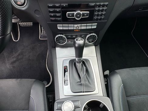 Used 2015 Mercedes-Benz C 250 Coupe image 17