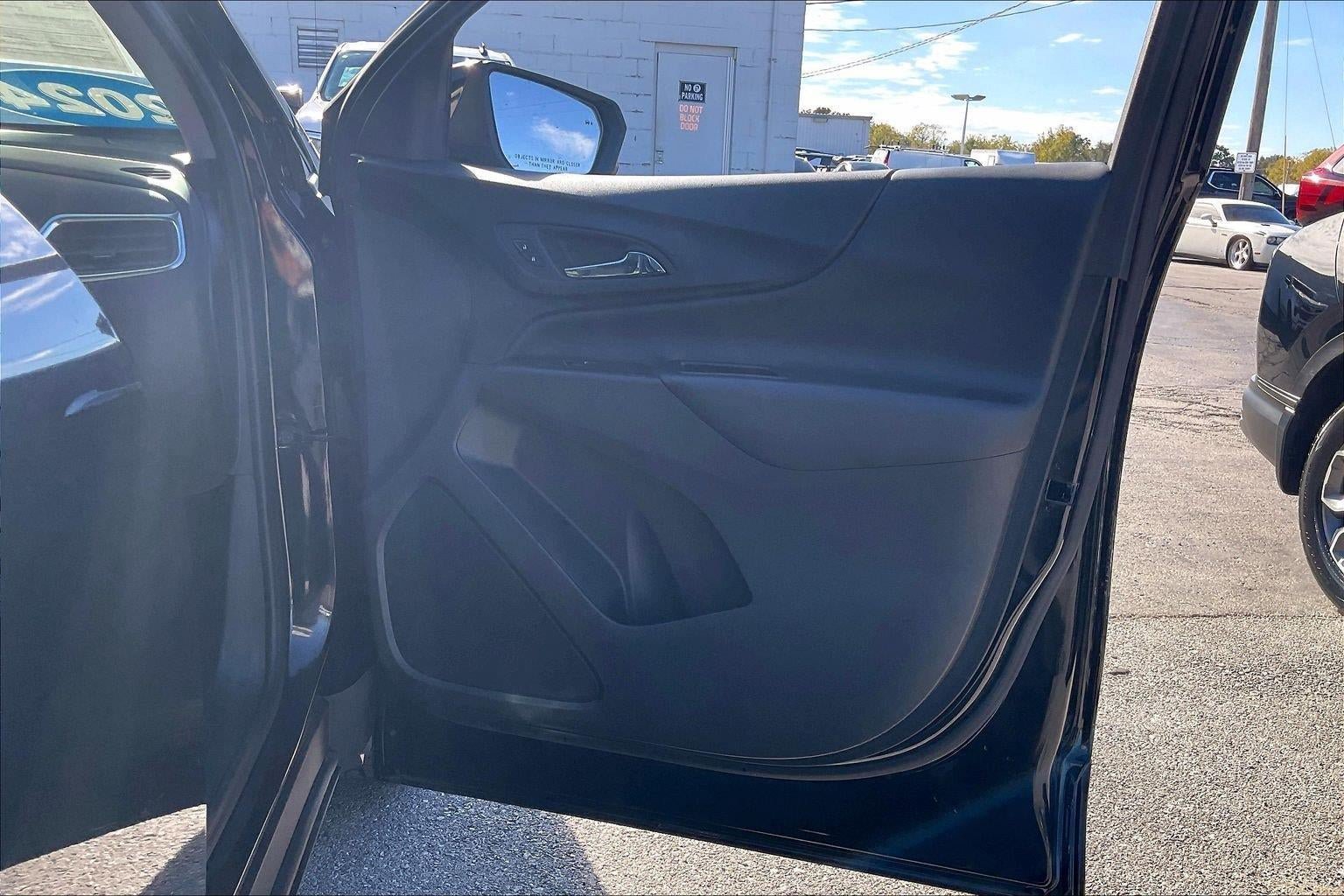 Used 2024 Chevrolet Equinox LT AWD/4WD image 26