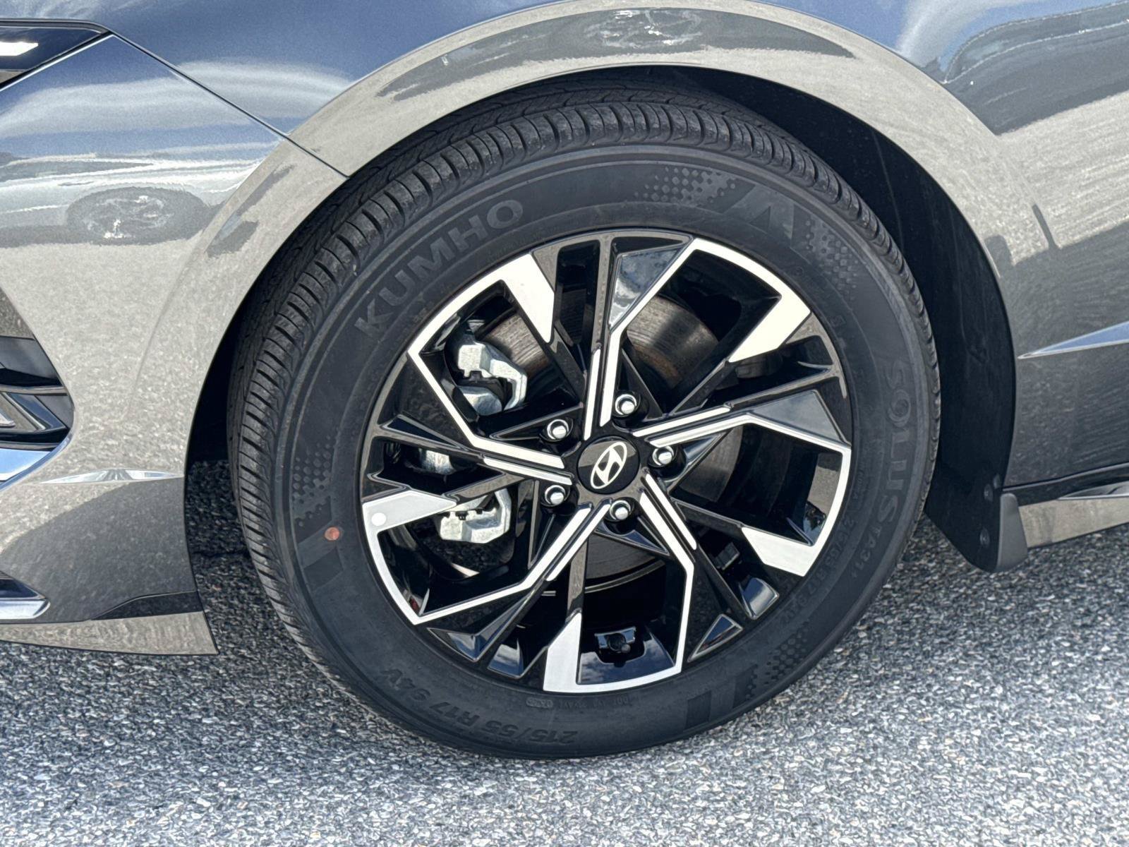 Certified 2025 Hyundai Sonata SEL AWD/4WD image 30