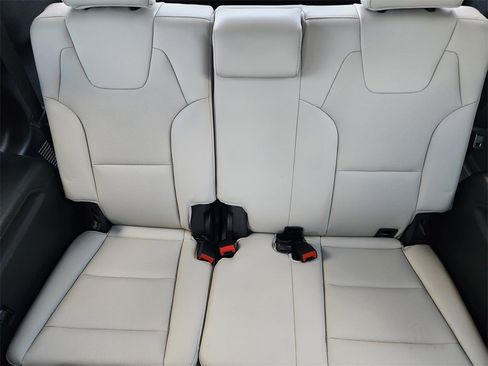 Certified 2023 Kia Telluride SX image 28