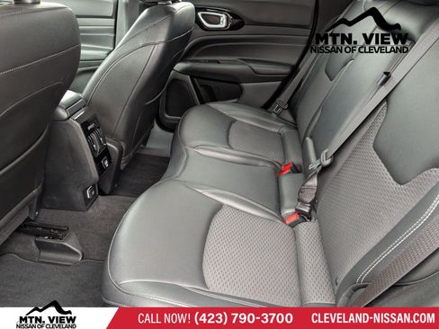 Used 2023 Jeep Compass Altitude image 12