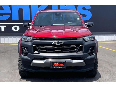 Used 2024 Chevrolet Colorado Trail Boss w/ Advanced Trailering Package AWD/4WD image 3