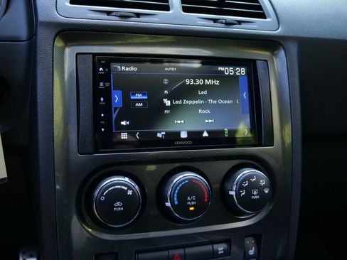 Used 2010 Dodge Challenger SRT8 w/ SRT Option Group II RWD image 17