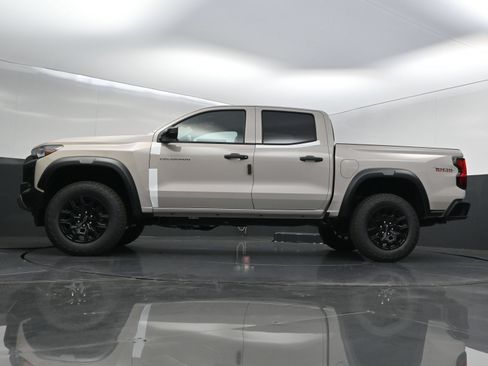 New 2026 Chevrolet Colorado Trail Boss AWD/4WD image 40