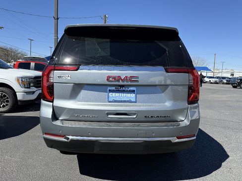 Used 2025 GMC Yukon Elevation image 6