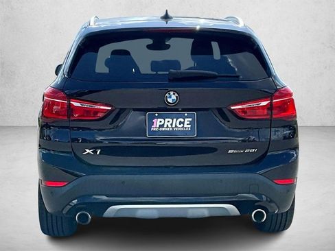 Used 2022 BMW X1 sDrive28i w/ Convenience Package image 4